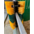 Brosse de grattage Multifix Pour montage mural ou sur poteau | PATURA