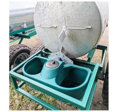 Abreuvoir double pour tonne à eau 55 litres FT55 | SUEVIA