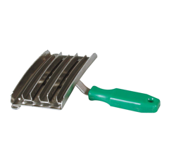 Metallstriegel viereckig