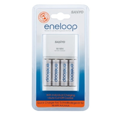 Eneloop Ladegerät inklusive 4 x AA