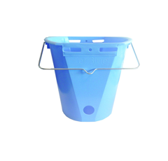 Seau à veau nu plastique bleu 8 L - TETIBLUE