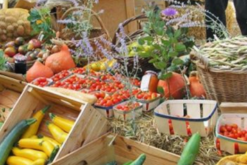 Marché de producteur dans un lycée de la Manche
