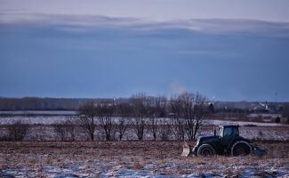 Préparez votre tracteur pour l’hiver : filtres, huiles et pièces à vérifier