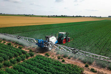 tracteur pulverisateur