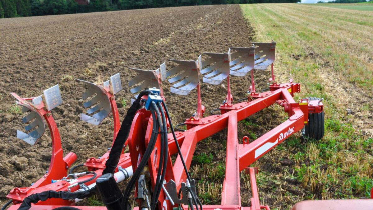 Charrue Déchaumeuse : un indispensable pour le travail du sol