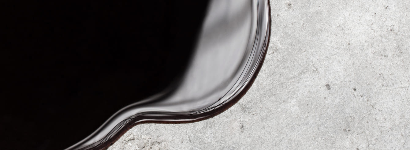 Fuite d’huile moteur : Les 5 causes plus fréquentes et solutions