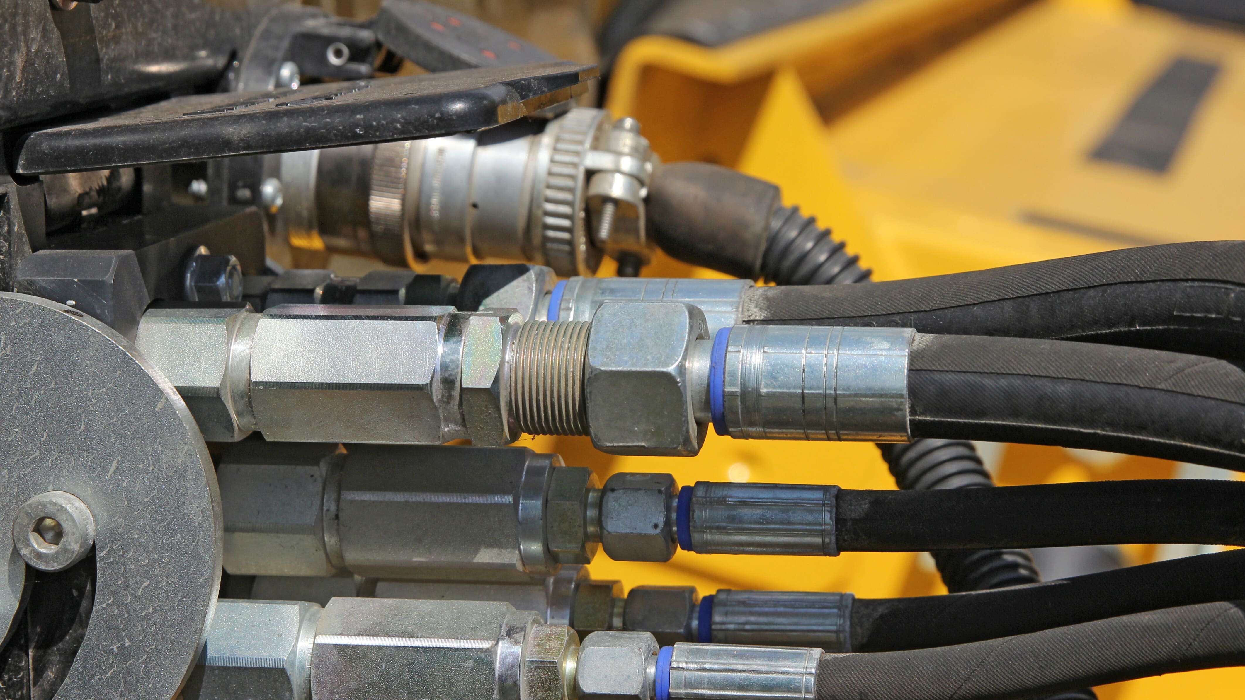 Huile HV 46 : le choix gagnant comme huile hydraulique