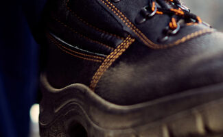 Normes des chaussures S1, S2, S3 : Quoi choisir ?