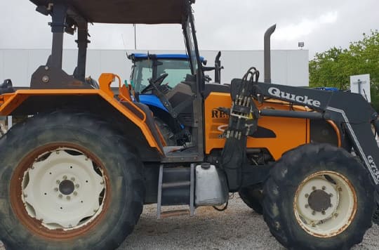 Tracteur renault celtis