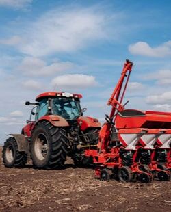 tracteur travail du sol